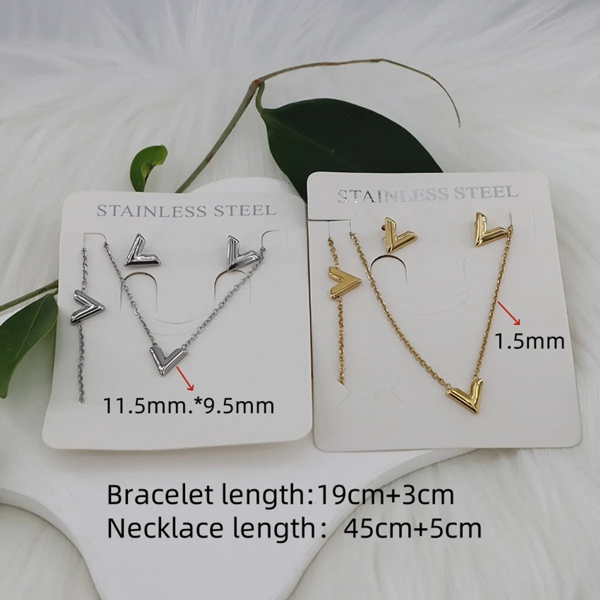 Wholesale Jewelry Casual Simple Style Classic Style V Shape 304 Stainless Steel Gold Plated Jewelry Set