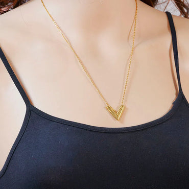 Wholesale Jewelry Casual Simple Style V Shape 304 Stainless Steel 18K Gold Plated Pendant Necklace