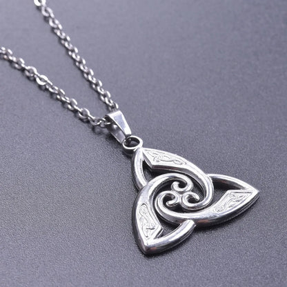 Wholesale Jewelry Casual Simple Style Witches Knot 304 Stainless Steel Hollow Out Pendant Necklace Necklace Pendant