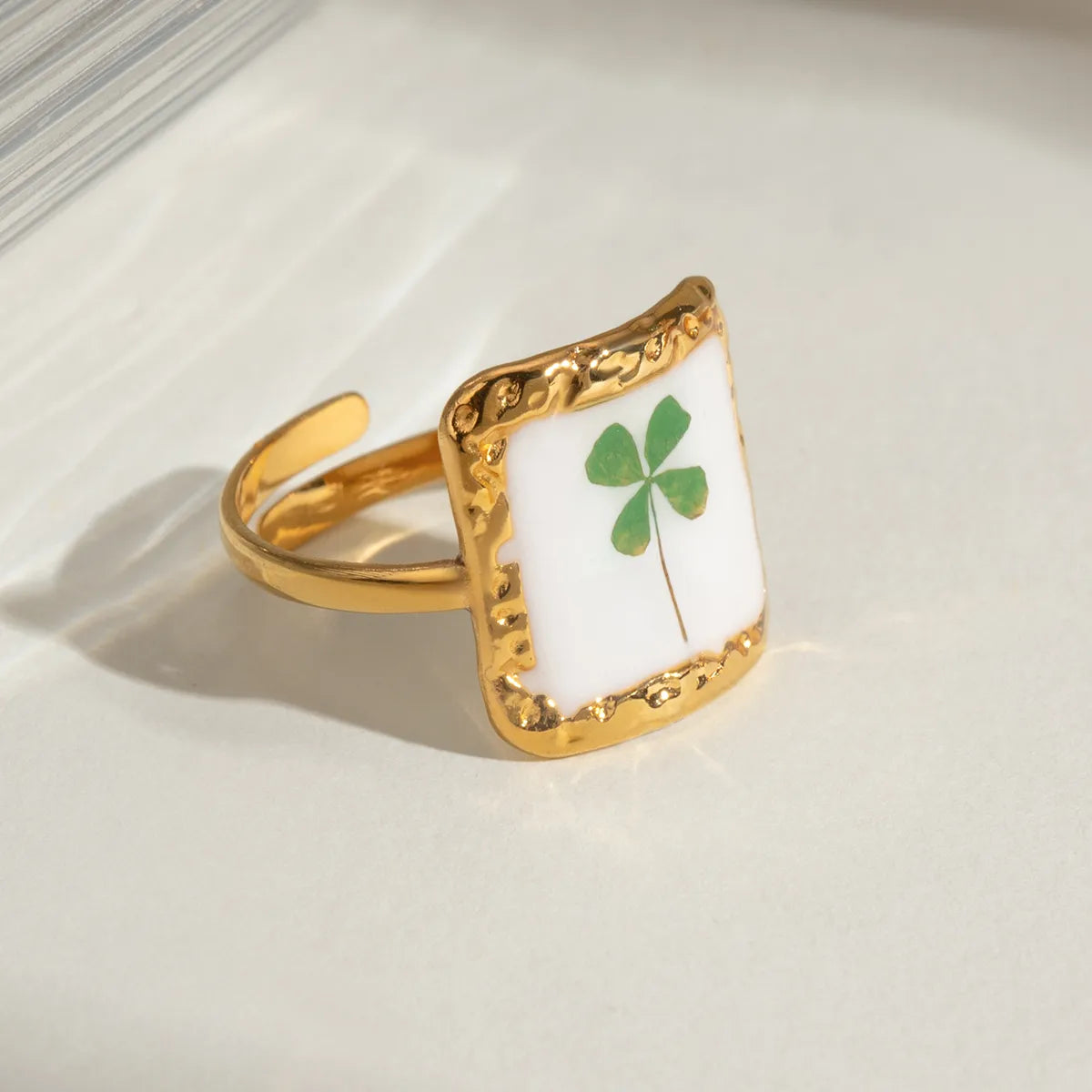 Wholesale Jewelry Classic Style Artistic Four Leaf Clover Stainless Steel Four Leaf Clover Open Rings