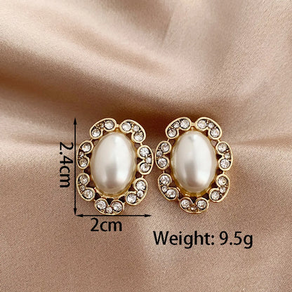 Wholesale Jewelry Classical Retro Sweet Oval Alloy Zircon Gold Plated Plating Inlay Ear Studs