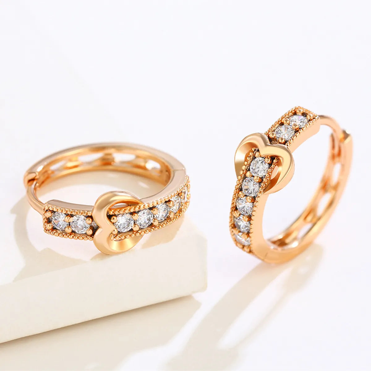 Wholesale Jewelry Xuping Commute Heart Shape Alloy Zircon 18k Gold Plated White Gold Plated Plating Inlay Earrings