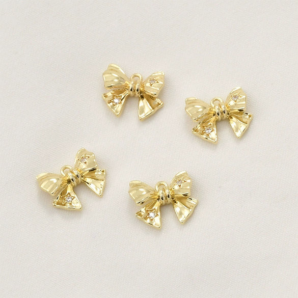 Wholesale Jewelry Copper Geometric Bow Inlaid Zircon Electroplated Pendant Accessories Material