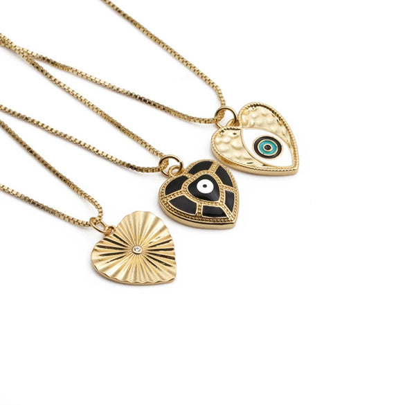 Wholesale Jewelry Copper Heartshaped Pendant Necklace With Devil's Eye Pattern And Electroplating Treatment