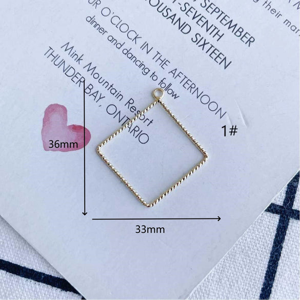 Wholesale Jewelry Copper Pendant With Simple Geometric Shapes Round Square Real Gold Plating Accessories