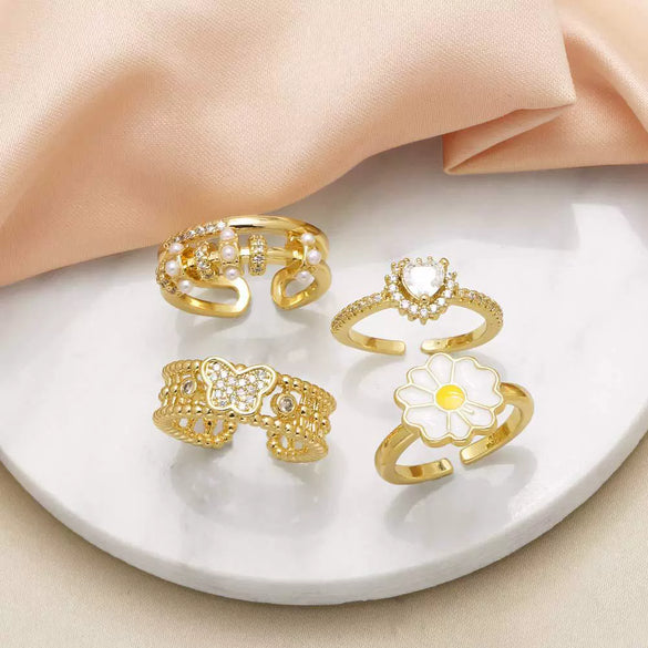 Wholesale Jewelry Copper Plated 18K Gold Heart Shaped Chrysanthemum Ring For Women Electroplated Minimalist Style