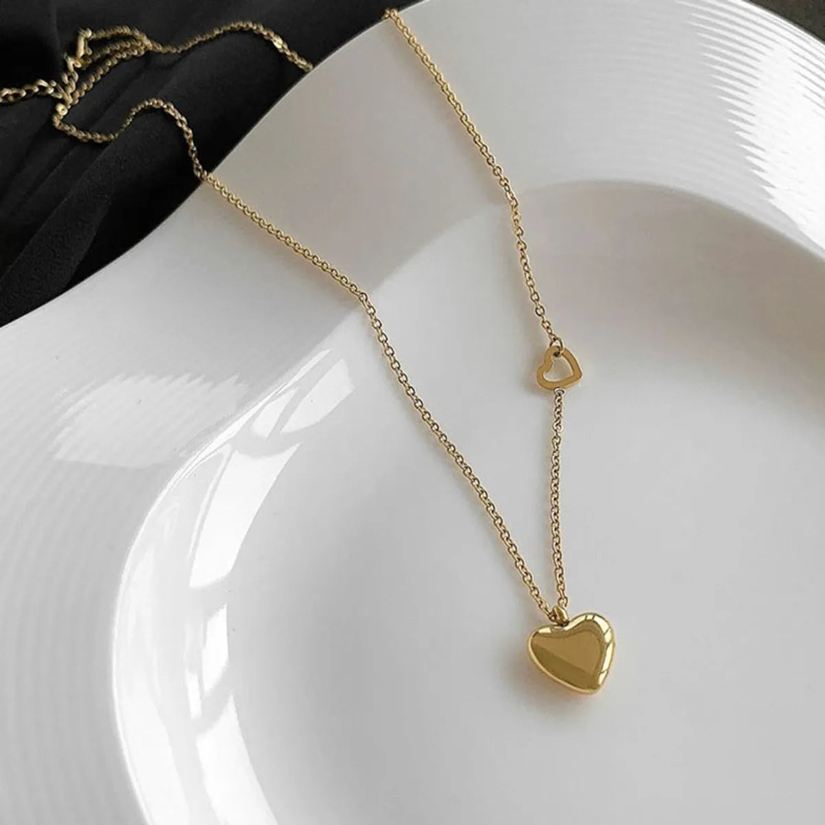 Wholesale Jewelry Cute Simple Style Commute Heart Shape 304 Stainless Steel 18K Gold Plated Plating Pendant Necklace