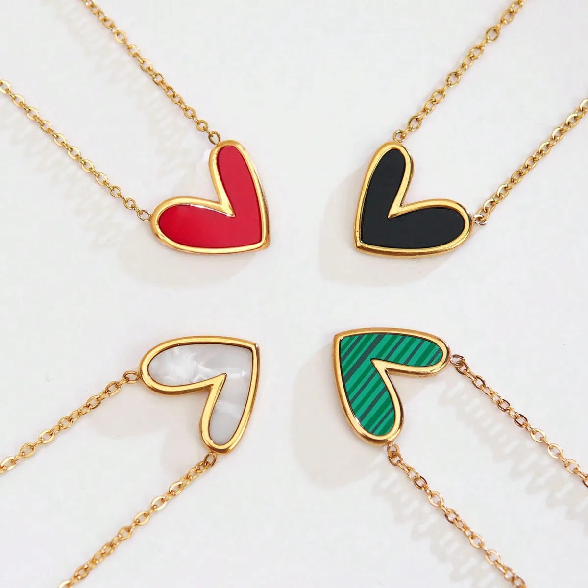 Wholesale Jewelry Cute Sweet Asymmetrical Heart Shape 304 Stainless Steel Acrylic 18K Gold Plated Inlay Pendant Necklace