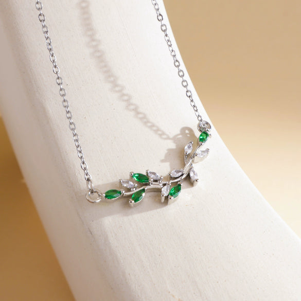 Wholesale Jewelry Deer Antler Titanium Steel And Copper Real Gold Plated Necklace Sweet Animal Style Fashion Accessories