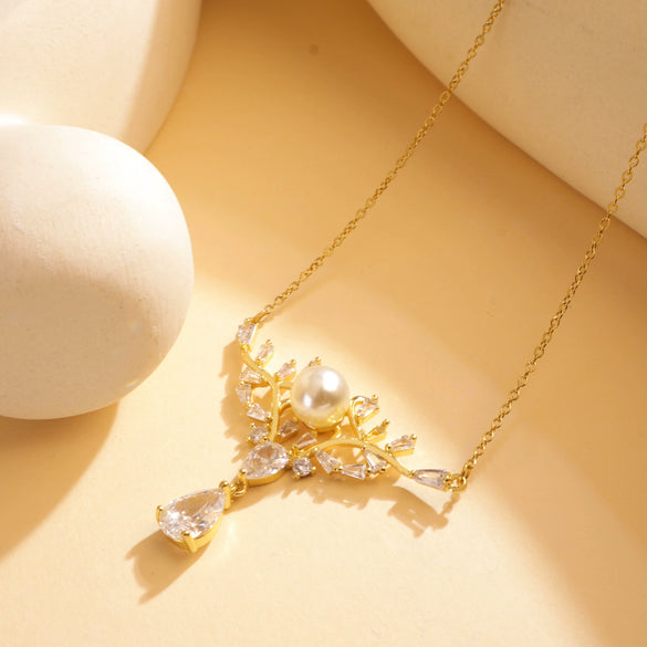 Wholesale Jewelry Deer Antler Titanium Steel And Copper Real Gold Plated Necklace Sweet Animal Style Fashion Accessories