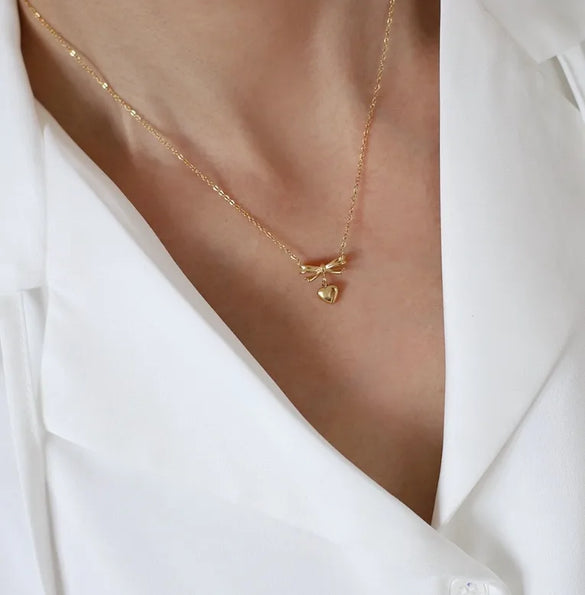 Wholesale Jewelry Elegant Classic Style Heart Shape Solid Color Bow Knot 304 Stainless Steel Titanium Steel 18K Gold Plated Pendant Necklace