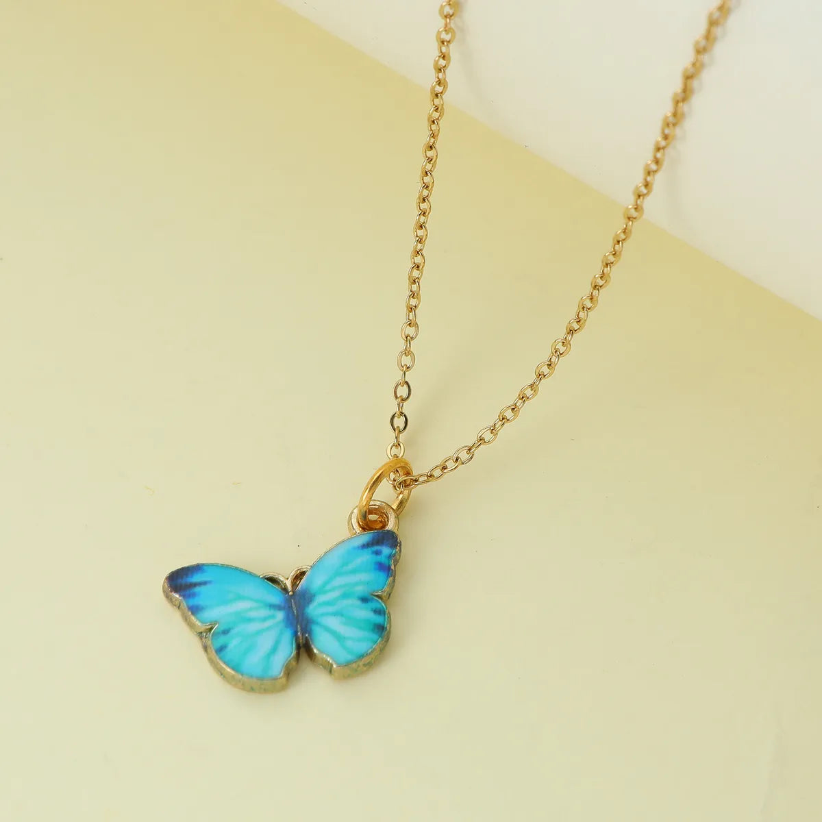 Wholesale Jewelry Elegant Cute Butterfly Alloy Pendant Necklace