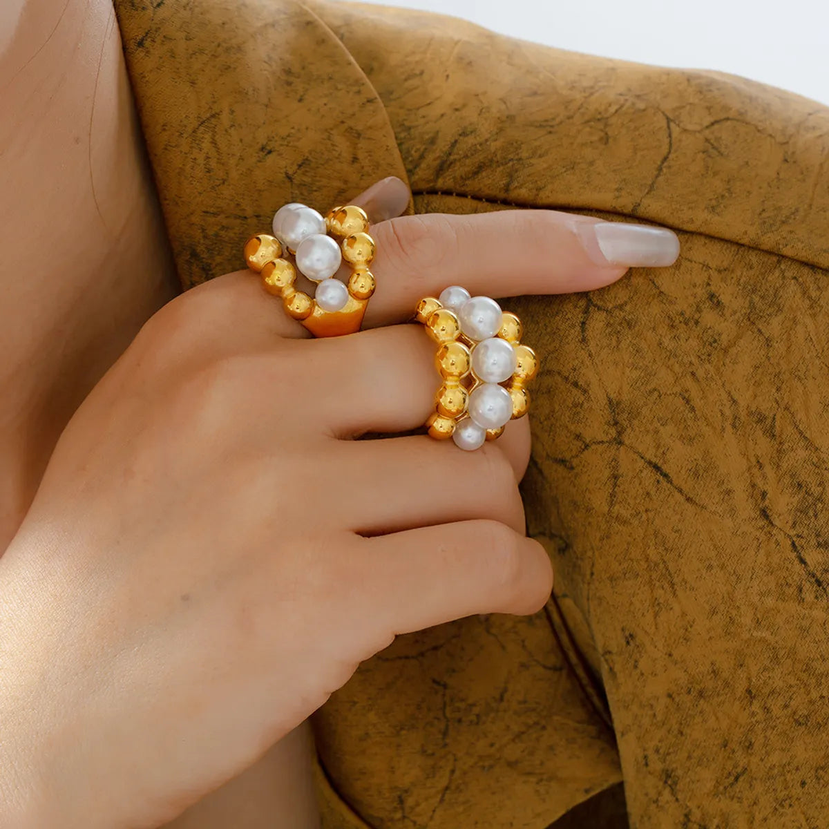 Wholesale Jewelry Elegant French Style Round 304 Stainless Steel Artificial Pearls 18K Gold Plated Layered Inlay Rings