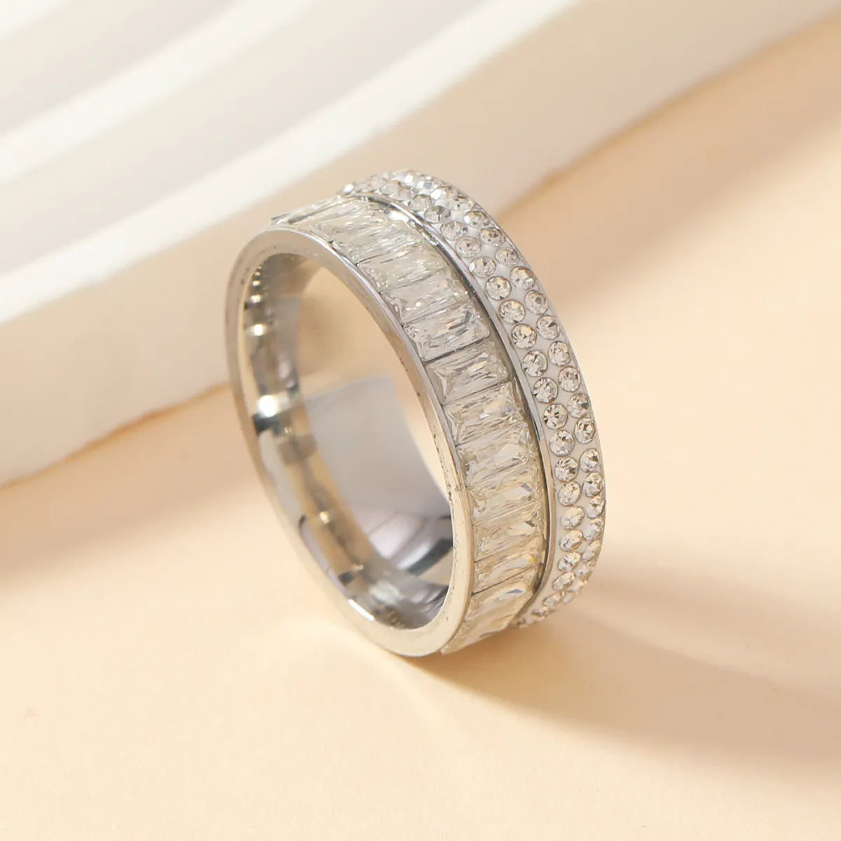 Wholesale Jewelry Elegant Geometric Solid Color Titanium Steel Rings