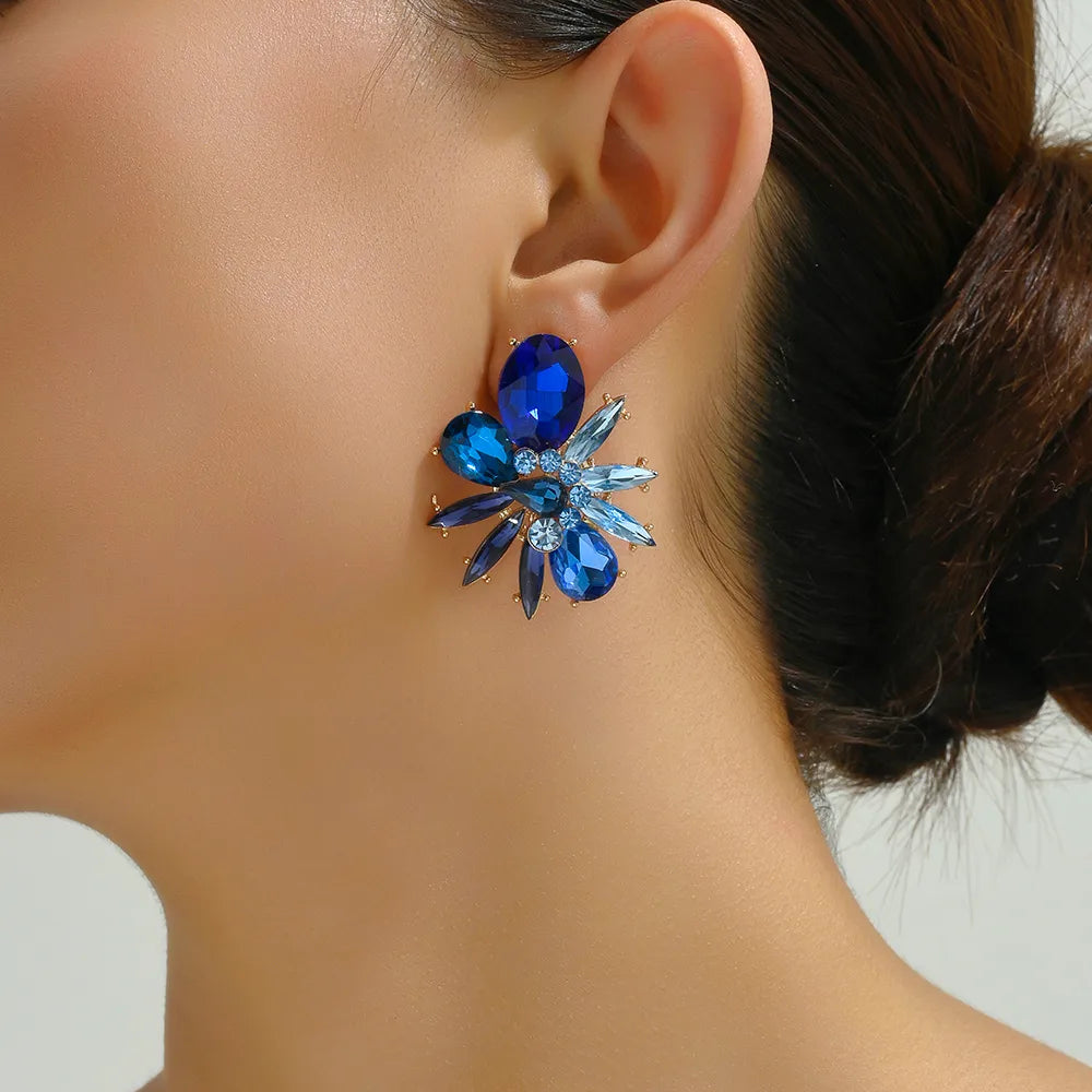 Wholesale Jewelry Elegant Lady Shiny Flower Zinc Alloy Glass Inlay Ear Studs