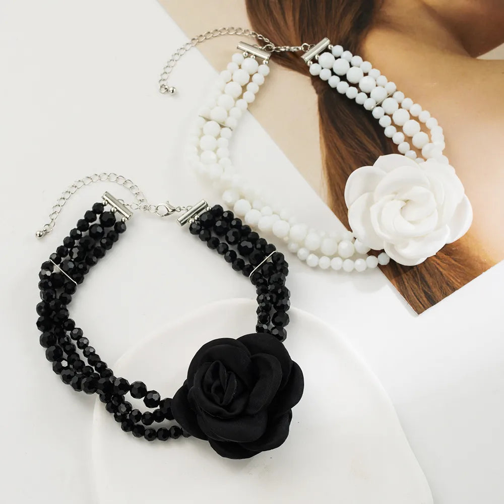 Wholesale Jewelry Elegant Lady Sweet Flower Artificial Crystal Beaded Choker