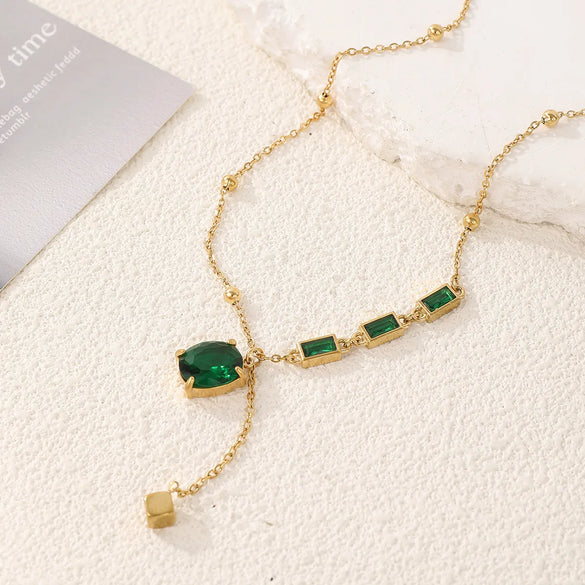 Wholesale Jewelry Elegant Luxurious Romantic Solid Color 304 Stainless Steel Artificial Gemstones 18K Gold Plated Plating Pendant Necklace