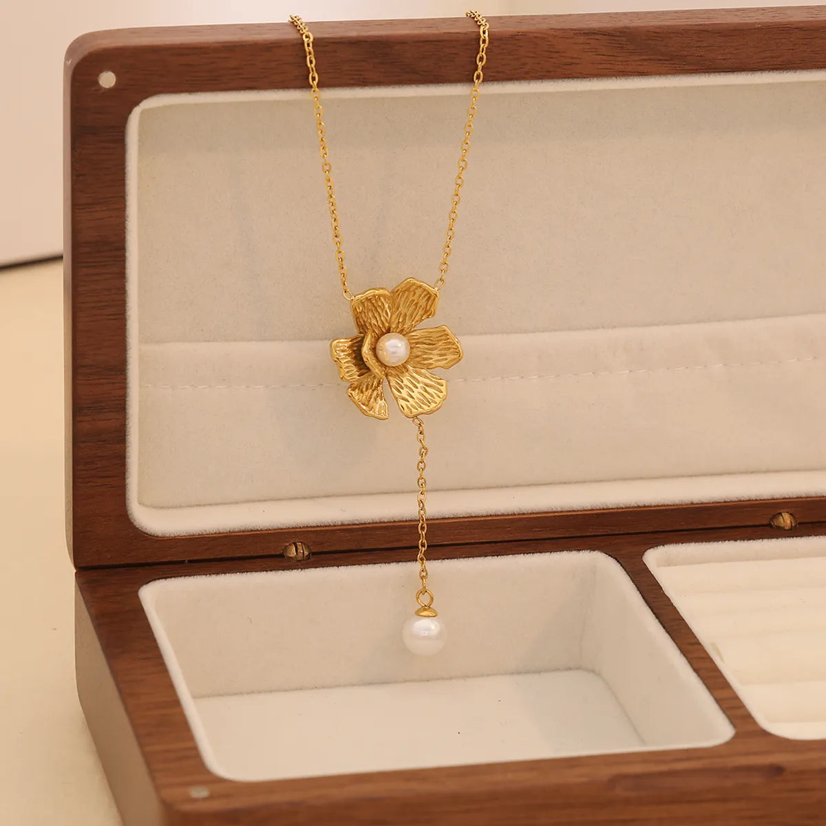 Wholesale Jewelry Elegant Luxurious Sunflower 304 Stainless Steel Pearl 18K Gold Plated Jewelry Set