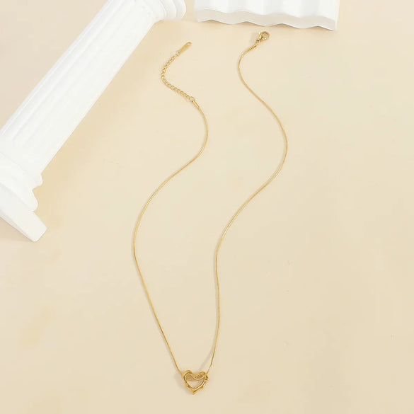 Wholesale Jewelry Elegant Romantic Sweet Heart Shape 304 Stainless Steel 18K Gold Plated Plating Pendant Necklace