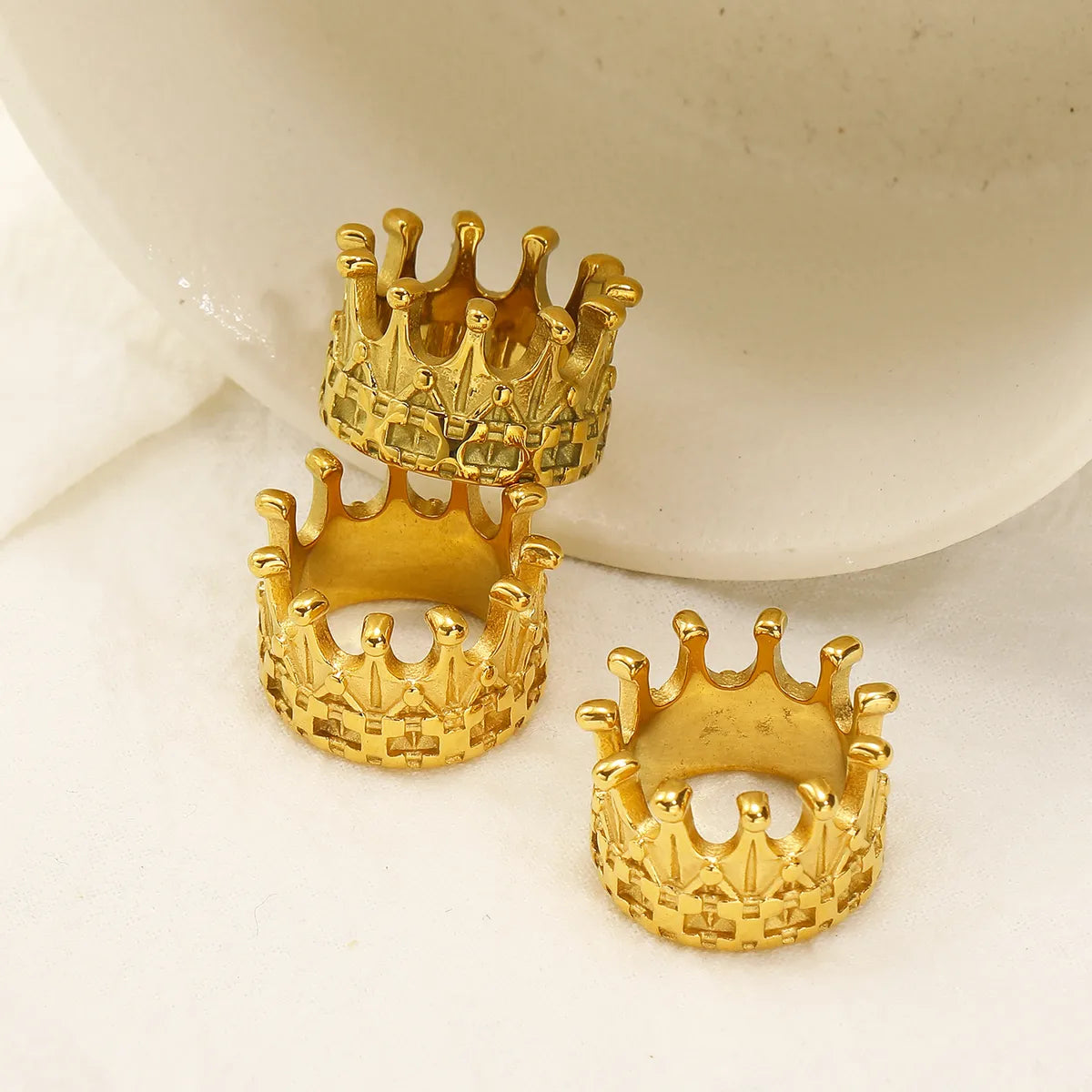 Wholesale Jewelry Elegant Simple Style Crown 304 Stainless Steel 18K Gold Plated Rings