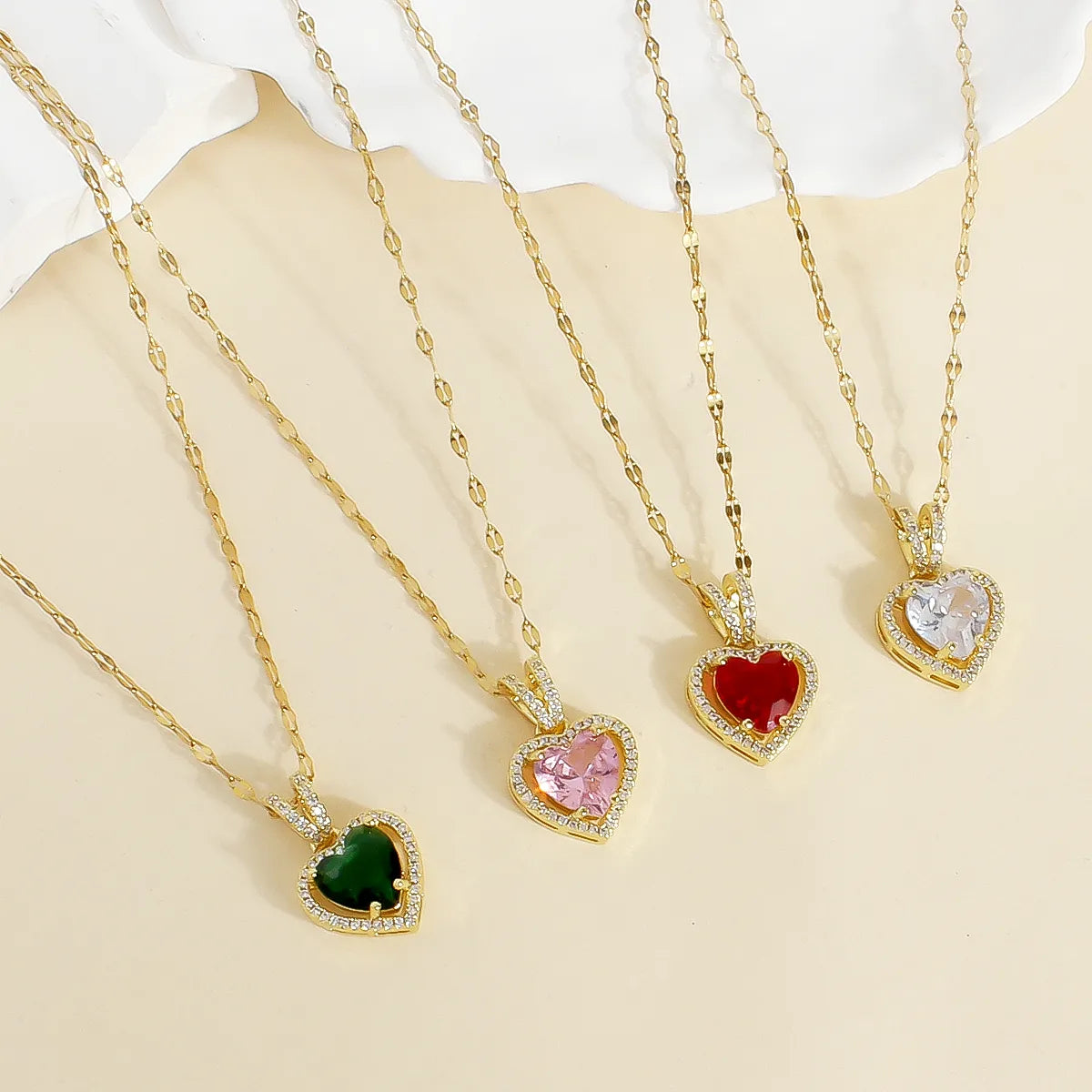 Wholesale Jewelry Elegant Simple Style Heart Shape 304 Stainless Steel Artificial Gemstones 18K Gold Plated Plating Inlay Pendant Necklace