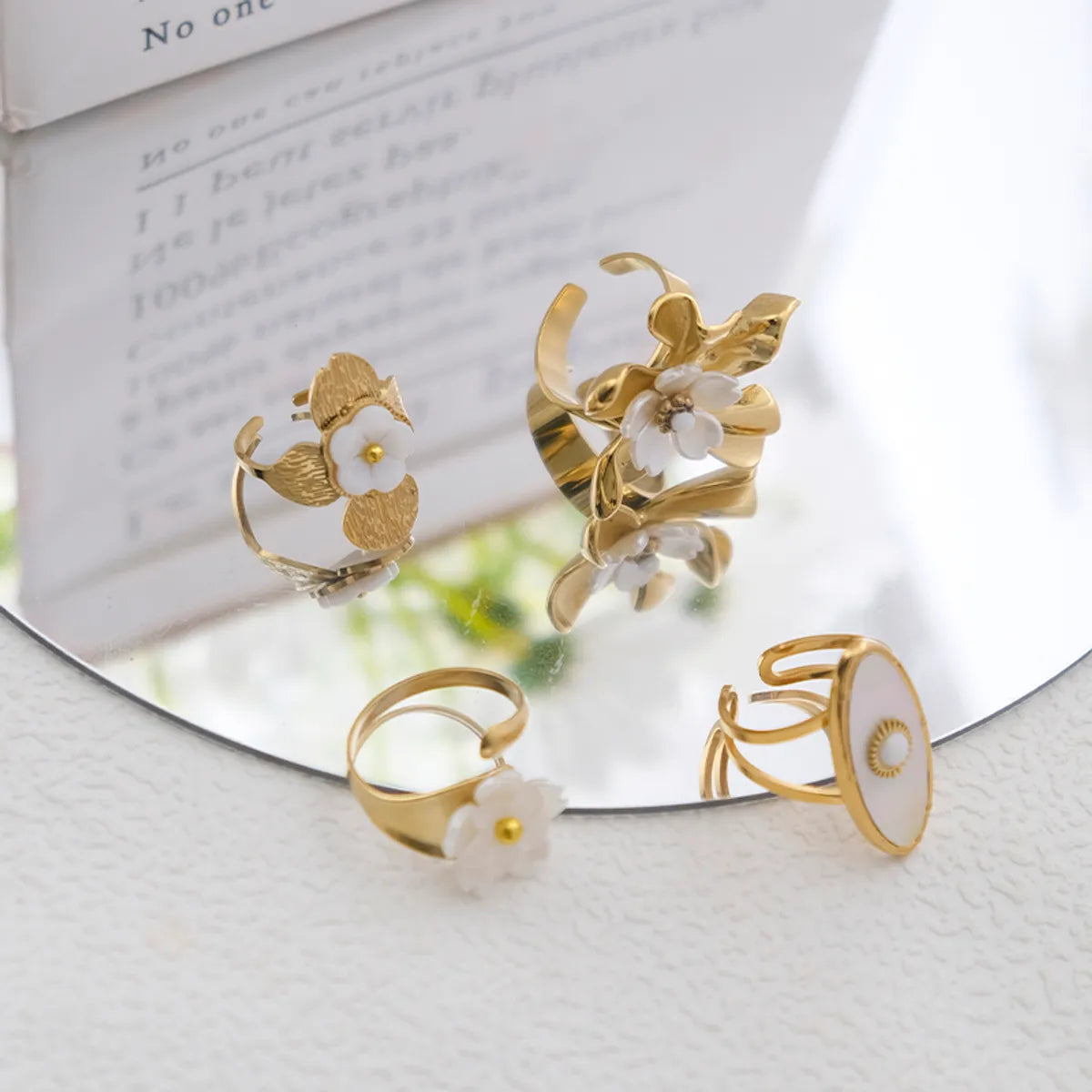 Wholesale Jewelry Elegant Sweet Artistic Geometric Sun Flower 304 Stainless Steel Crystal Beads Shell 14K Gold Plated Polishing Plating Inlay Open Rings