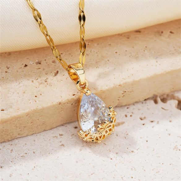 Wholesale Jewelry Elegant Sweet Water Droplets 304 Stainless Steel Copper Rhinestones K Gold Plated Plating Inlay Pendant Necklace