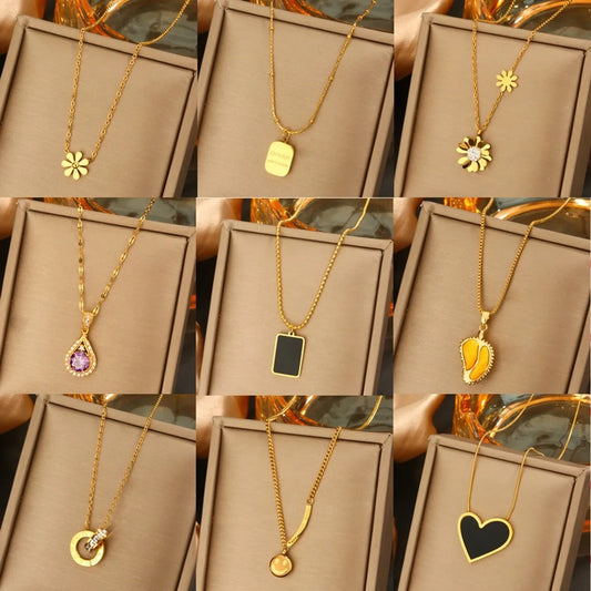 Wholesale Jewelry Elegant Water Droplets Heart Shape Flower Titanium Steel Pendant Necklace