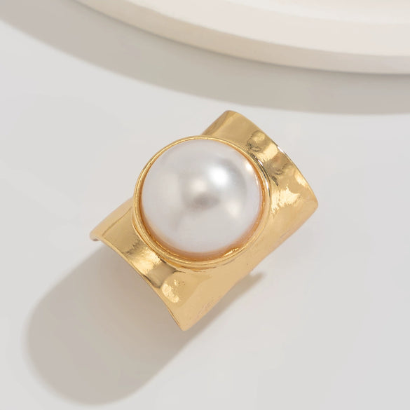 Wholesale Jewelry Exaggerated Alloy Imitation Pearl Geometric Ring With Electroplating