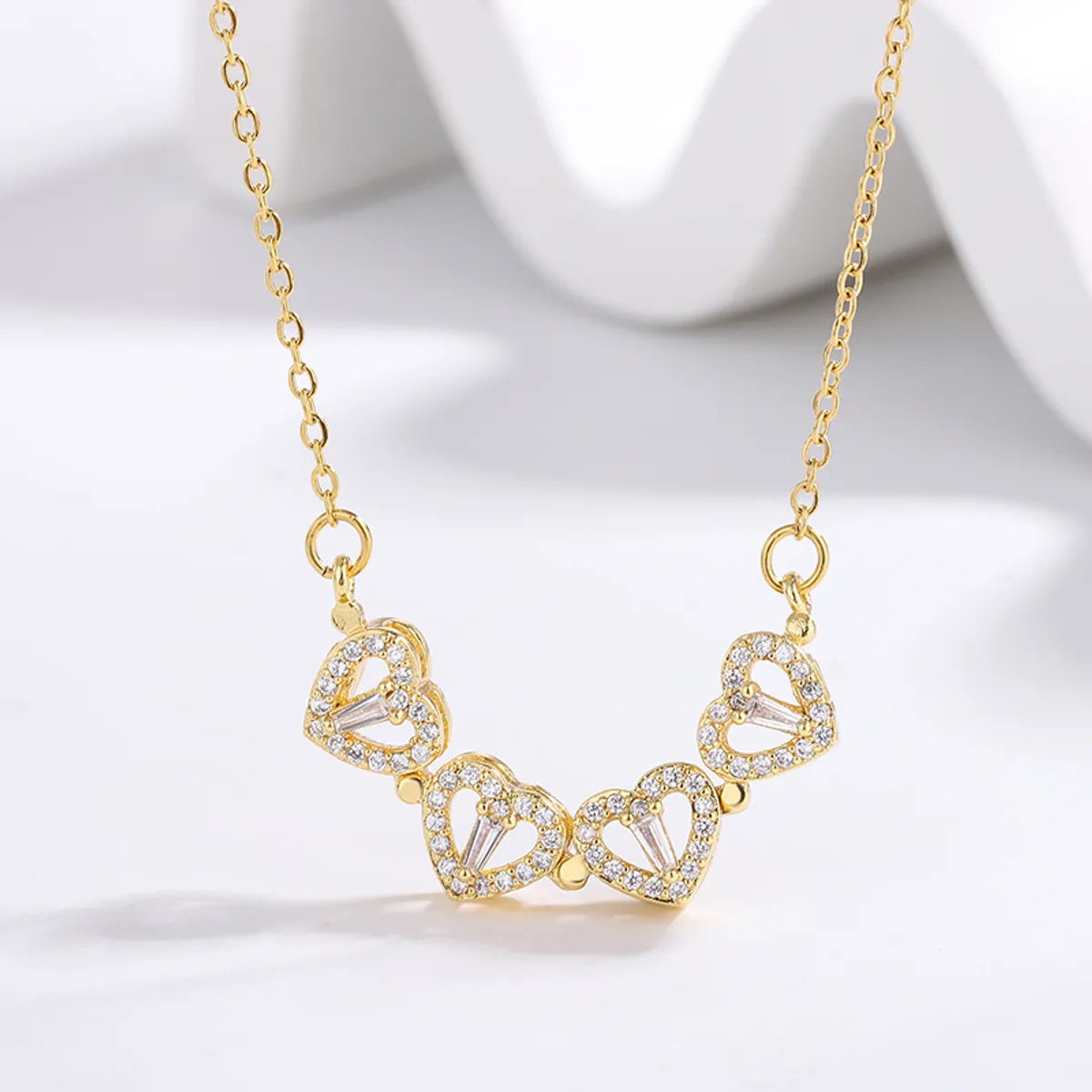 Wholesale Jewelry Fairy Style Luxurious Shiny Heart Shape 304 Stainless Steel Artificial Rhinestones 18K Gold Plated Plating Pendant Necklace