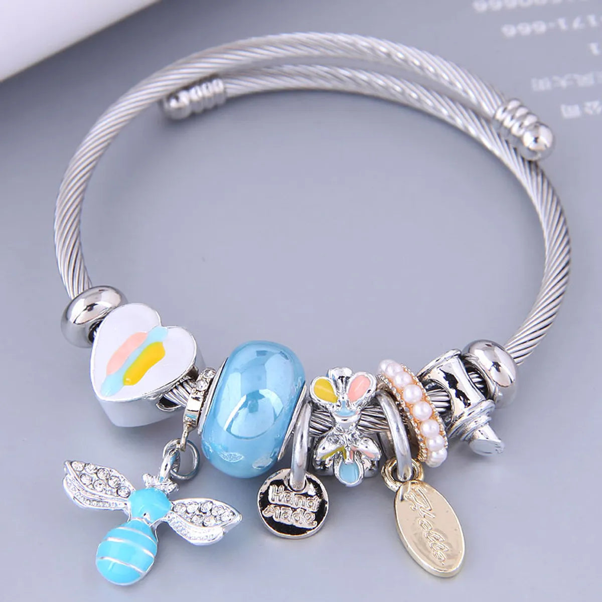 Wholesale Jewelry Fashion Metal Bee Pendant Metal Bracelet Nihaojewelry