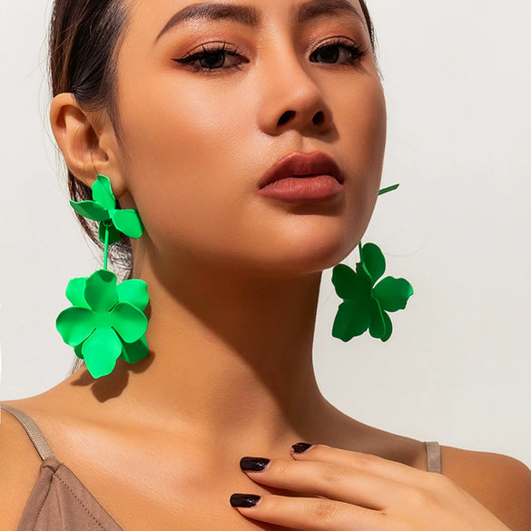 Wholesale Jewelry Flower Iron Earrings Retro Fashion Electroplated