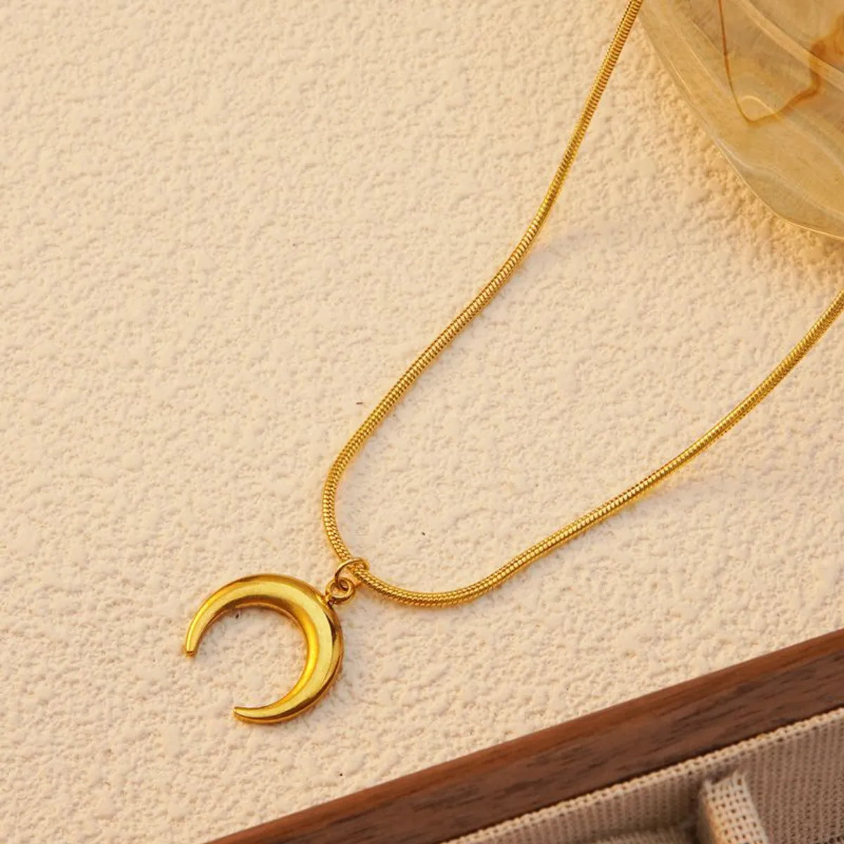 Wholesale Jewelry French Style Simple Style Classic Style Moon 304 Stainless Steel 18K Gold Plated Plating Pendant Necklace