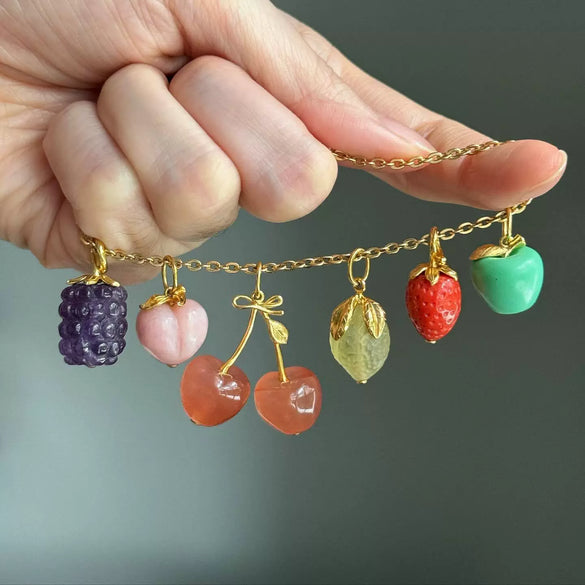Wholesale Jewelry Fruit Style Copper And Liuli Pendant Necklace With O Word Chain For Women Electroplated