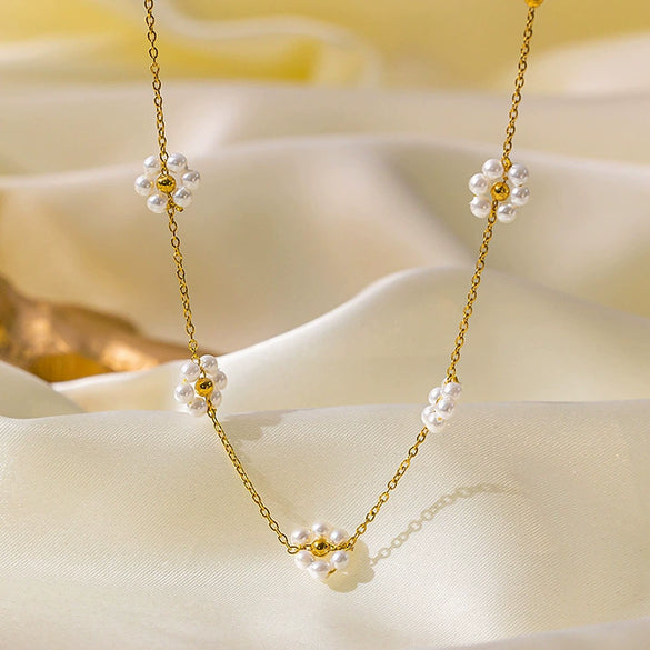 Wholesale Jewelry Geometric Fivepointed Star Titanium Steel Electroplated O Chain Necklace For Women