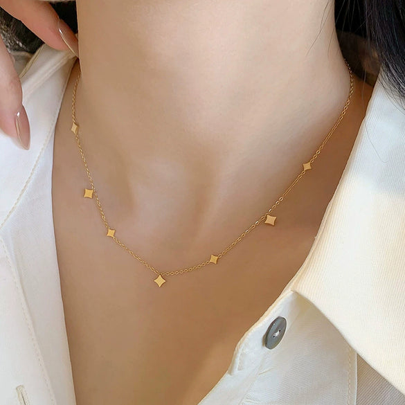 Wholesale Jewelry Geometric Fivepointed Star Titanium Steel Electroplated O Chain Necklace For Women