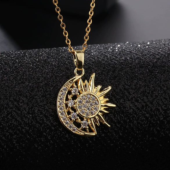 Wholesale Jewelry Geometric Sun Pendant Necklace Copper Electroplating The Crown Style Ochain