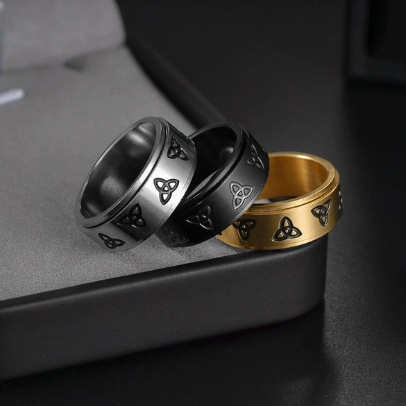 Wholesale Jewelry Geometric Titanium Steel Ring With Rotatable Triangle Knot And Electroplating Treatment