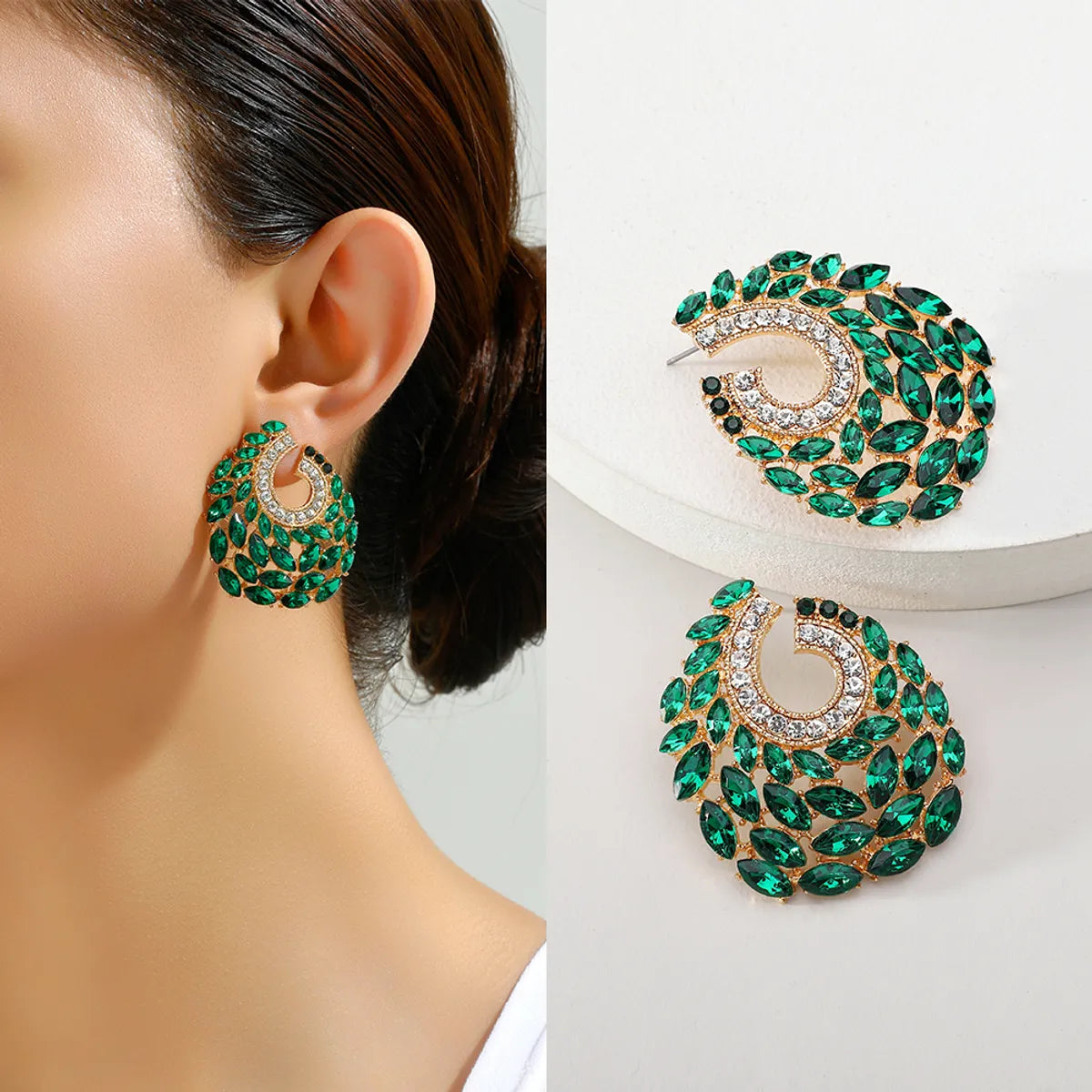 Wholesale Jewelry Glam Classic Style Semicircle Alloy Rhinestones Zircon Plating Hollow Out Inlay Ear Studs