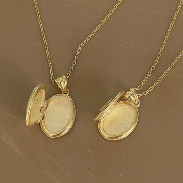 Wholesale Jewelry Heart Shape Zircon Copper And Titanium Steel Openable Photo Album Necklace Plated With Real Gold