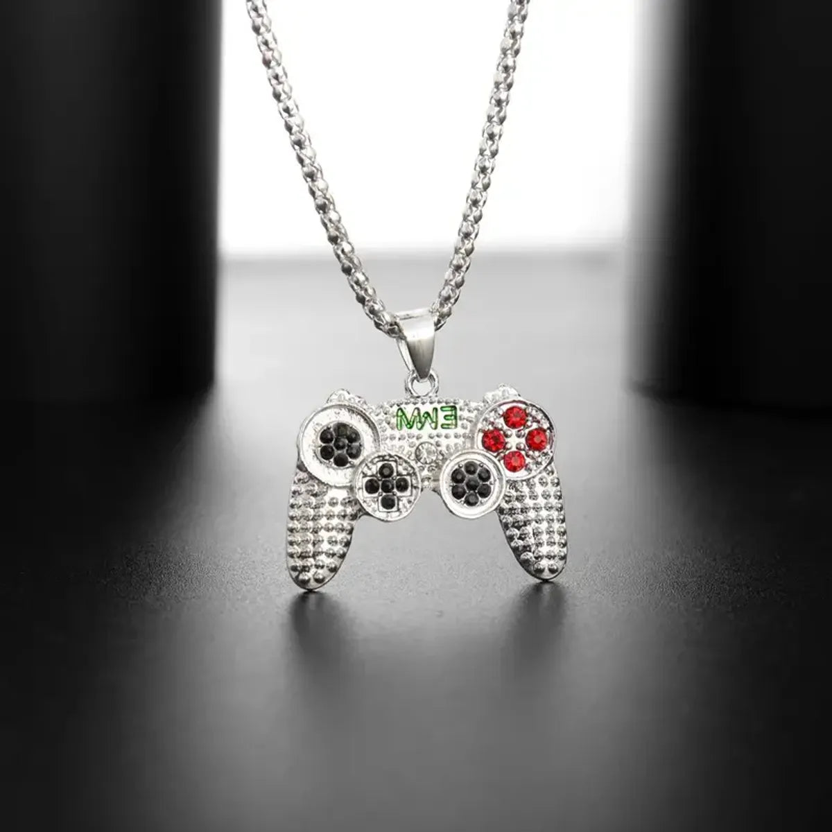 Wholesale Jewelry Hip-Hop Punk Gamepad 304 Stainless Steel Alloy Zinc Alloy Rhinestones Gold Plated Inlay Pendant Necklace