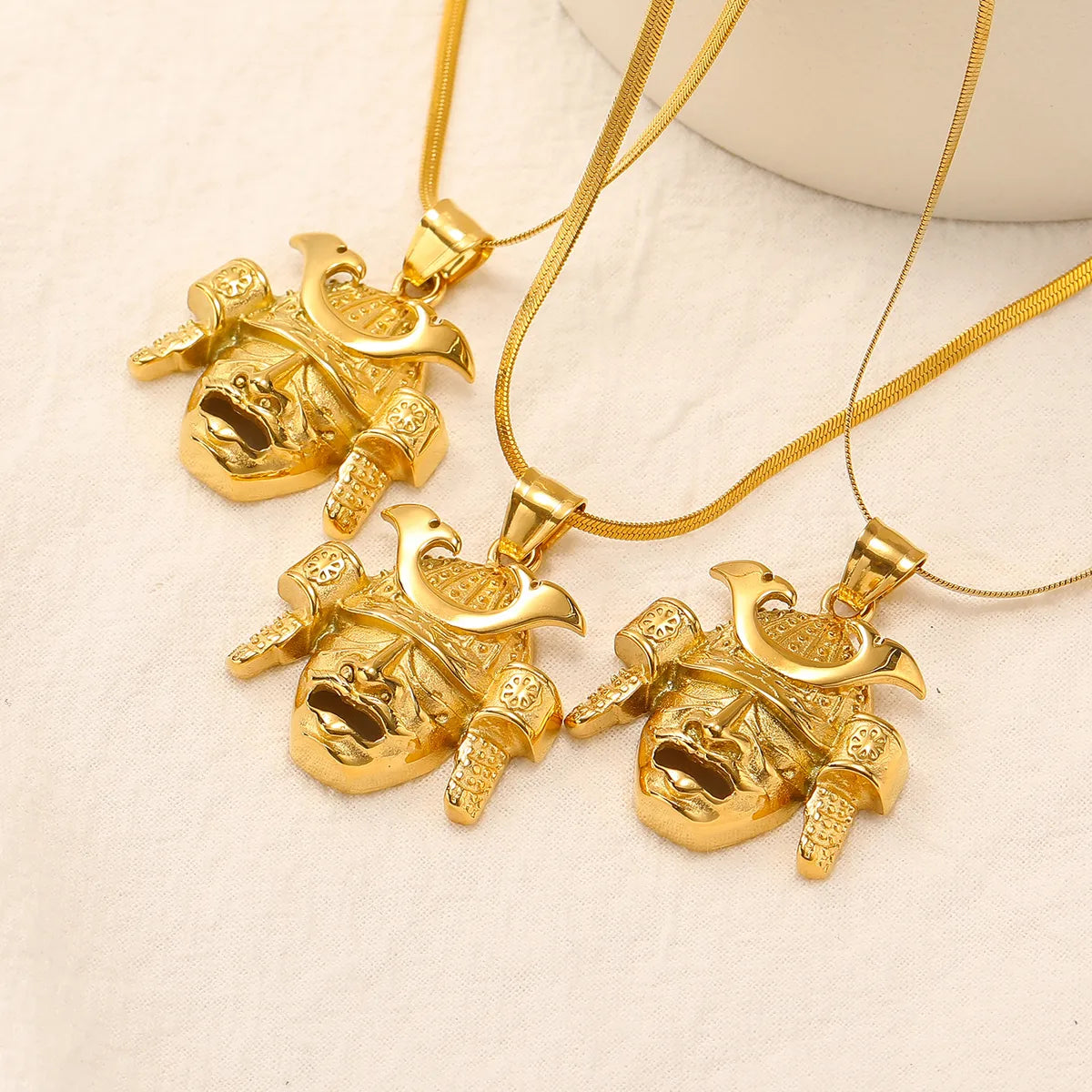 Wholesale Jewelry Hip-Hop Retro Mask 304 Stainless Steel 18K Gold Plated Pendant Necklace