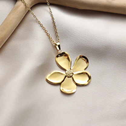 Wholesale Jewelry IG Style French Style Flower 304 Stainless Steel 18K Gold Plated Pendant Necklace