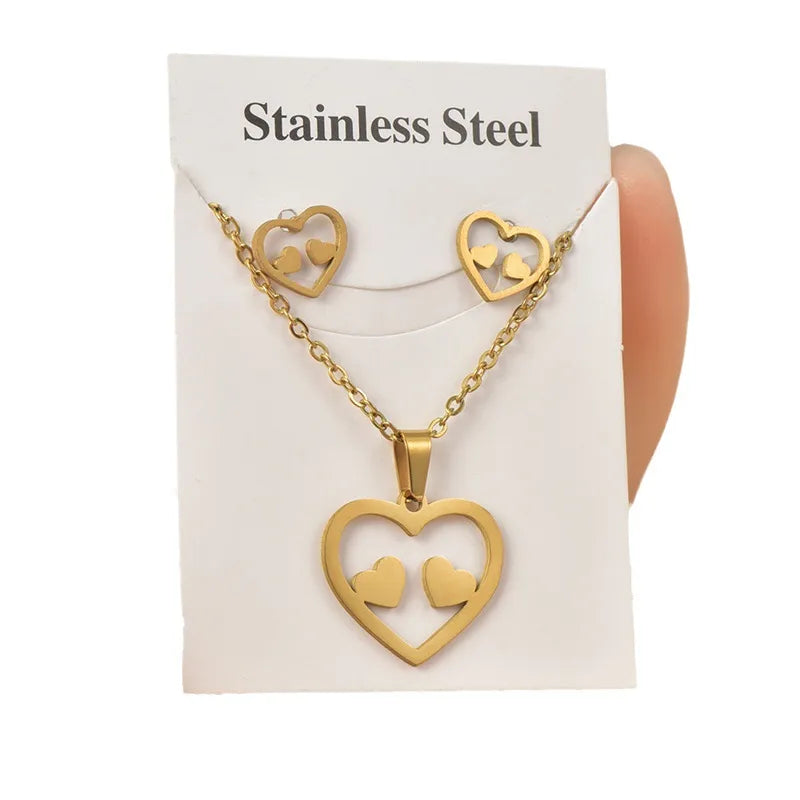 Wholesale Jewelry Sweet Simple Style IG Style Heart Shape Titanium Steel Hollow Out Jewelry Set