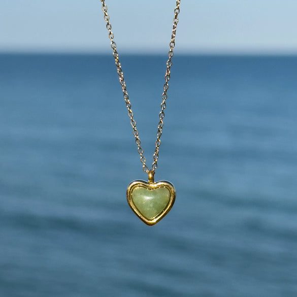 Wholesale Jewelry Imitation Natural Stone Red Agate Heartshaped Pendant Necklace Earrings Titanium Steel Electroplated 18K Gold