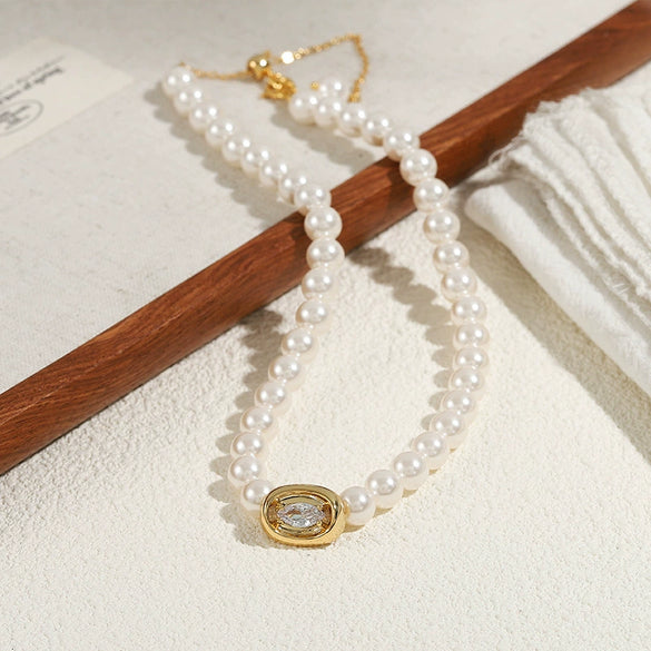 Wholesale Jewelry Imitation Pearl Brass U Shape Letter Number Text Style Seiko Women's Necklace And Bracelet Set