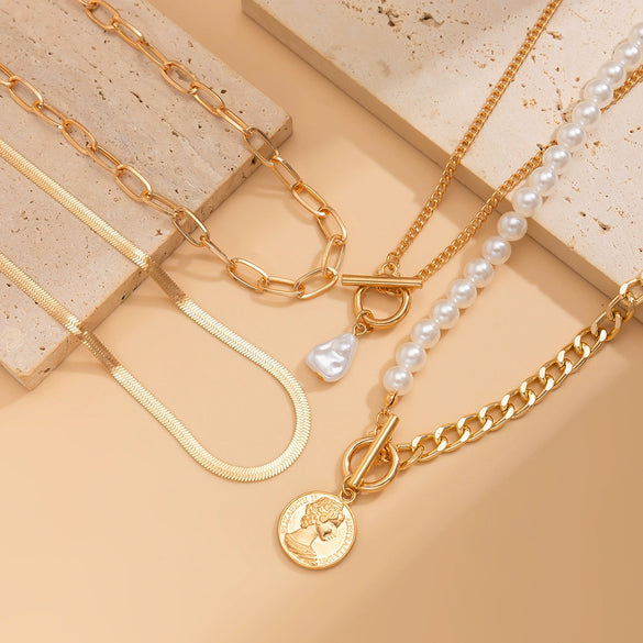 Wholesale Jewelry Ins Style Geometric Alloy Disc Pendant Imitation Pearl Multilayer Clavicle Chain Copperclad Iron Iron Copper Alloy Electroplated