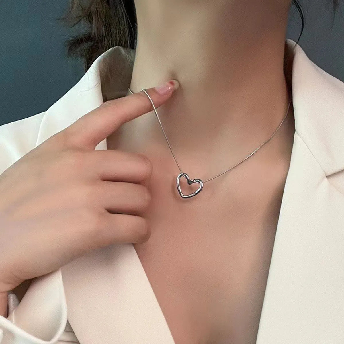 Wholesale Jewelry Lady French Style Artistic Heart Shape 304 Stainless Steel 18K Gold Plated Plating Pendant Necklace