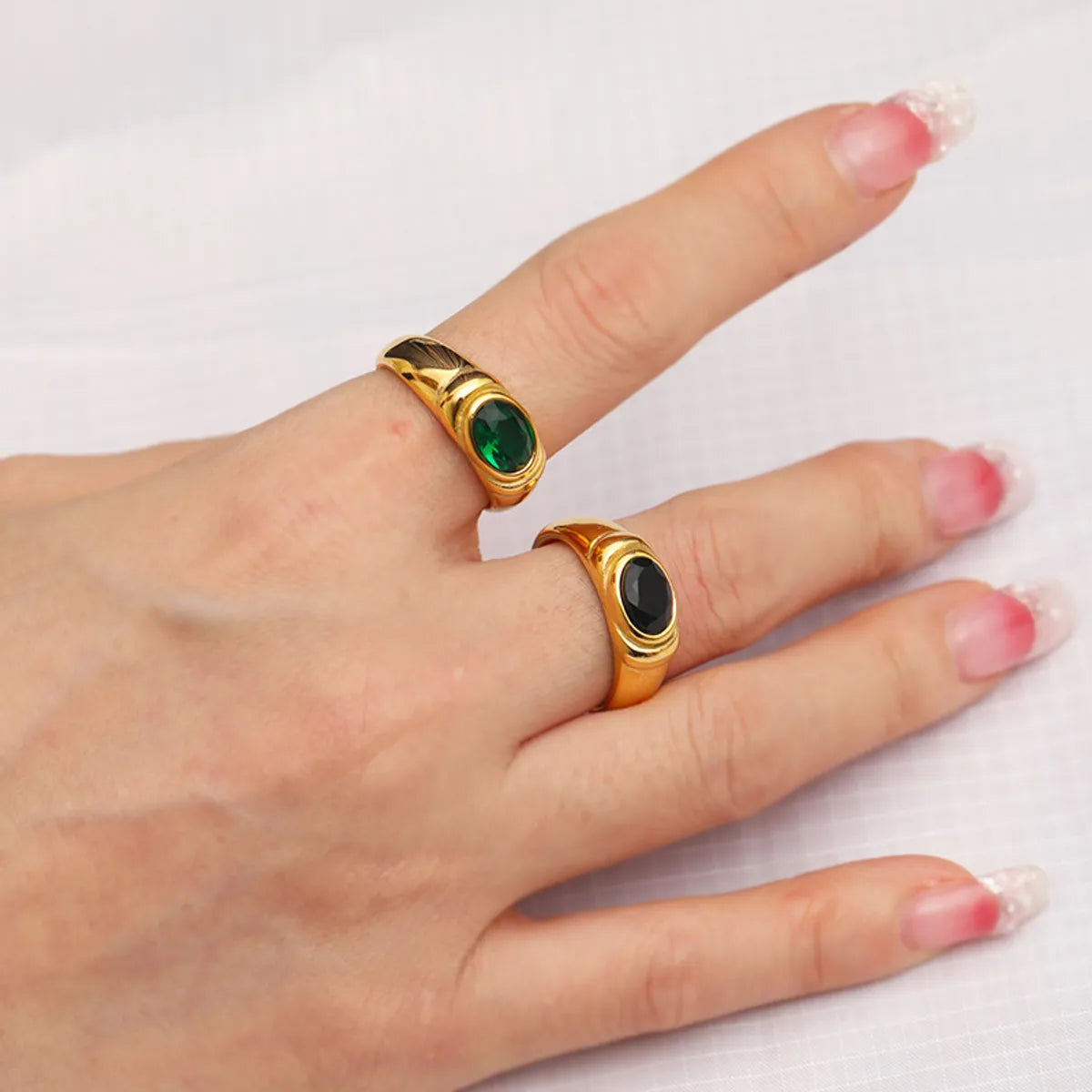 Wholesale Jewelry Lady Geometric Titanium Steel Zircon Inlay Rings