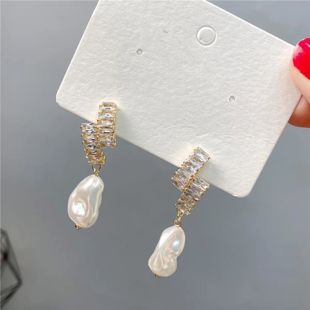 Wholesale Jewelry Lady Irregular Alloy Artificial Diamond Inlay Drop Earrings